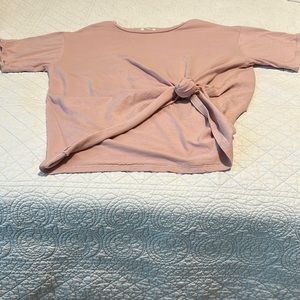Ladies T-shirt pink size small